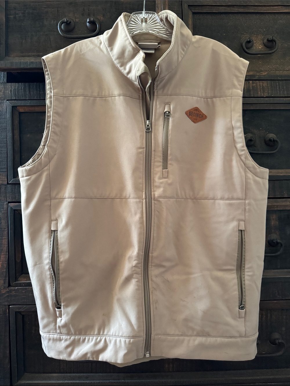 Cinch Tan Vest with Brown Leather Logo Patch
